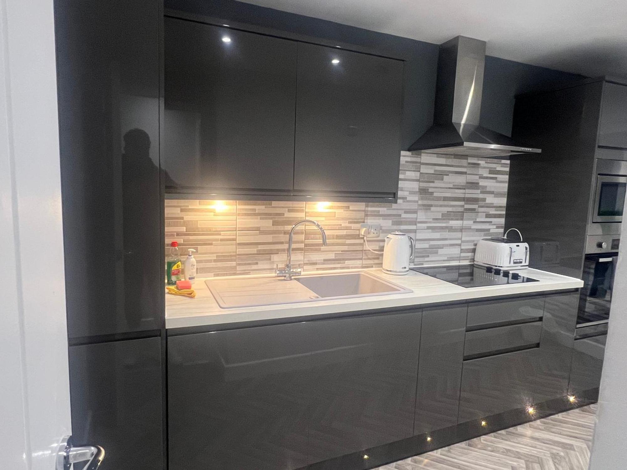 Broadway Retreat With Free Parking Apartment Herne Bay Luaran gambar